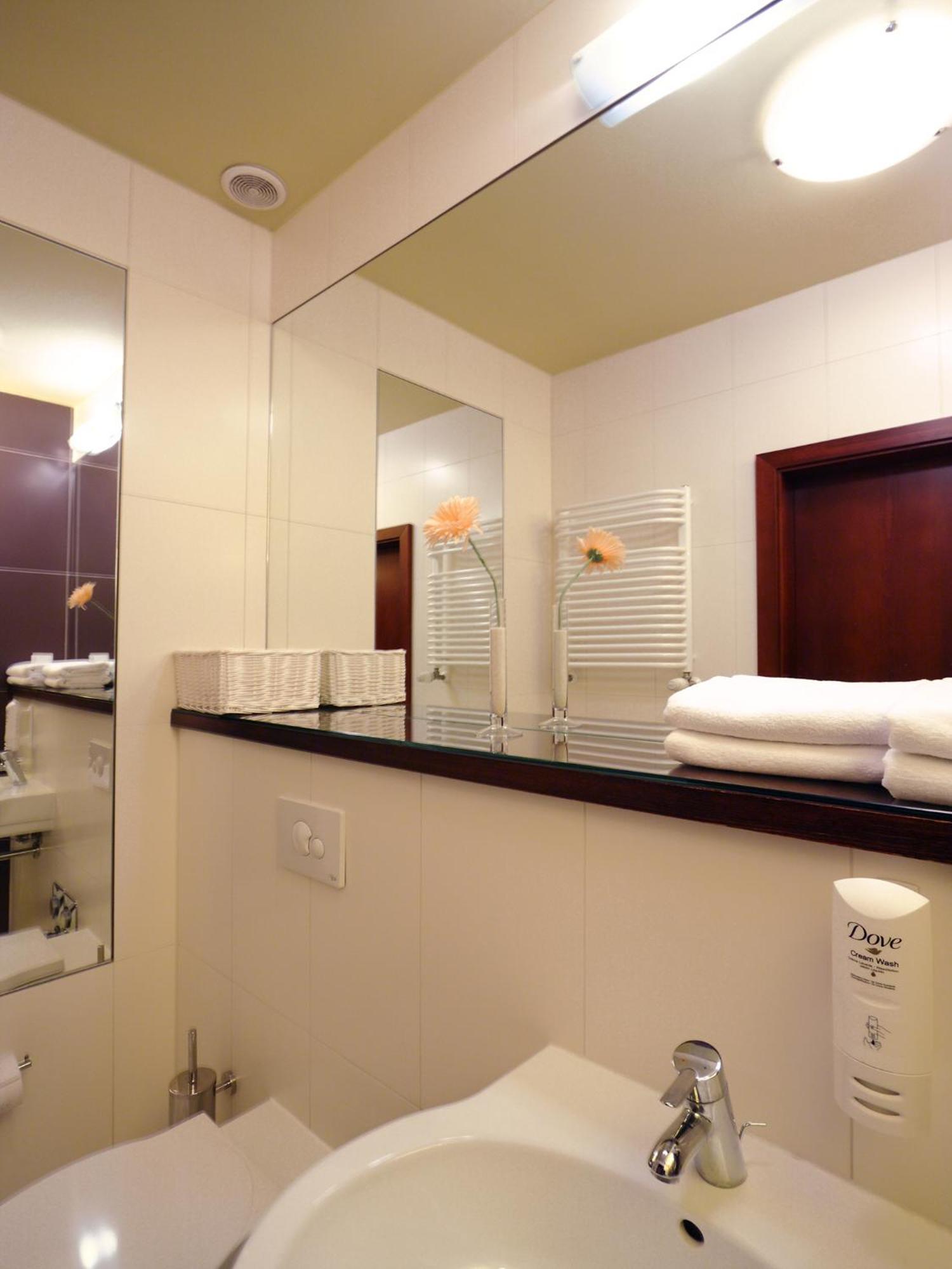 Apartamenty Zlota Nic Opole Kültér fotó